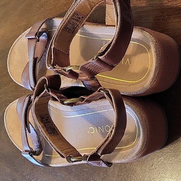 Vionic Sandals - Picture 2 of 5